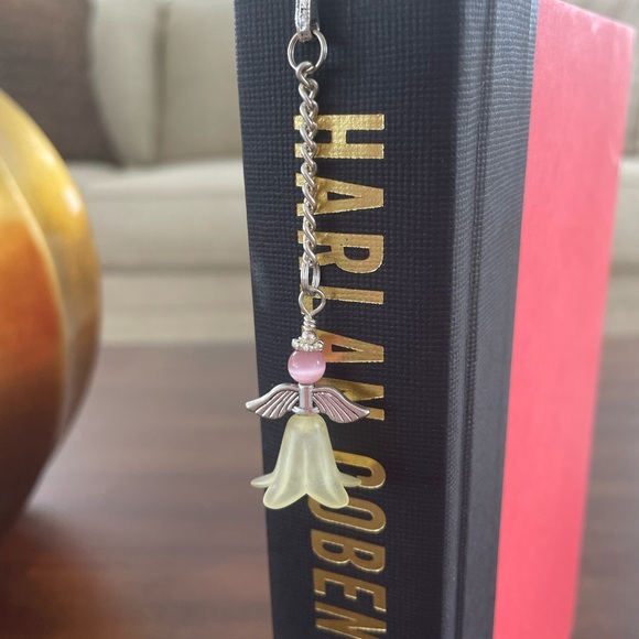 Handmade Yellow & Pink Angel / Fairy Bookmark with Silver Tone Hook - ideal Gift - Picture 3 of 7